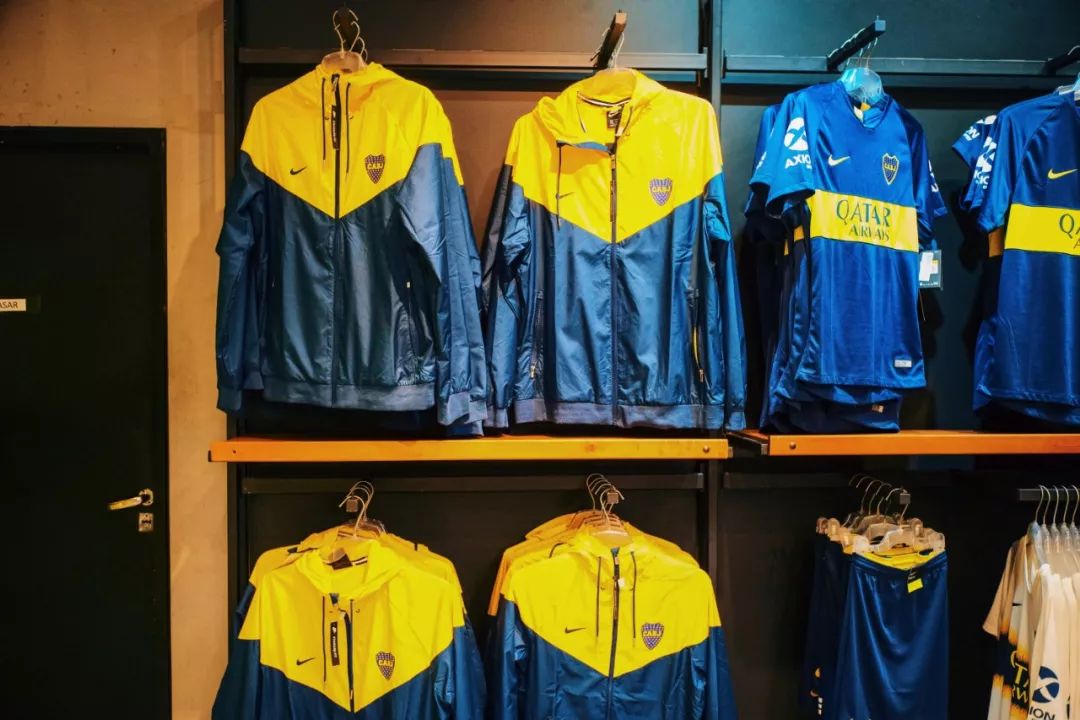 博卡青年白色球场,博卡青年主场球场