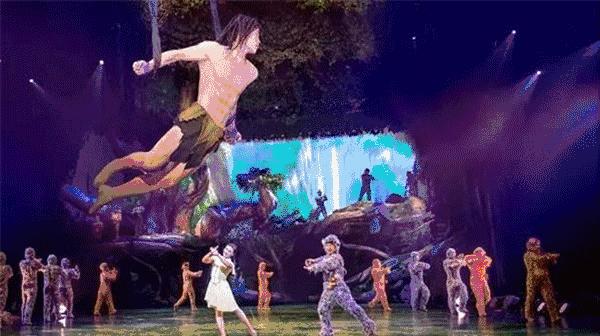 上海迪士尼乐园有多少免费停车,上海迪士尼度假区夏日