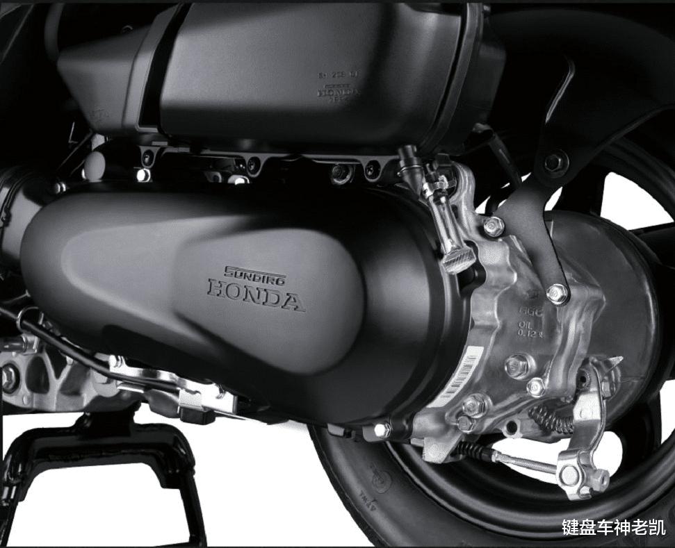 新大洲本田e韵110电喷踏板摩托车,新大洲本田复古踏板ns125la评测