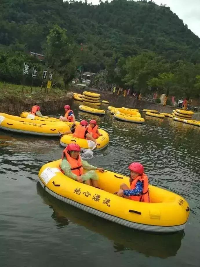 去清远漂流视频,去清远漂流哪个比较好玩