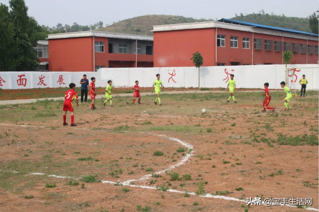 薄弱乡村学校结对帮扶活动方案,宝丰县周庄镇中学足球队