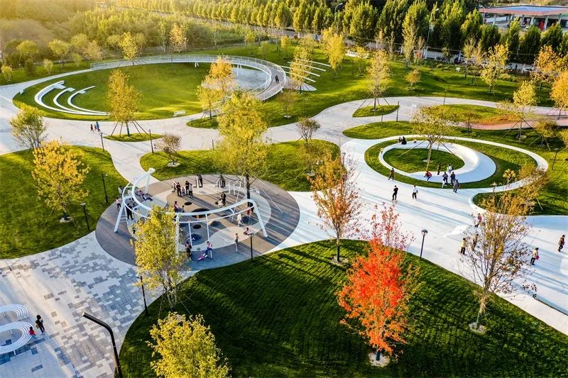 绗涗笢鑷诲搧浜戞箹鍗侀噷,绗涗笢鑷诲搧