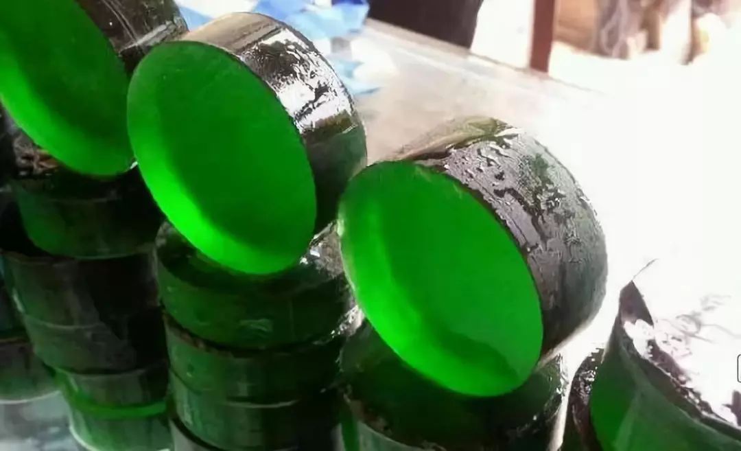 这些珠宝千万不要买,这几种假珠宝千万不能买