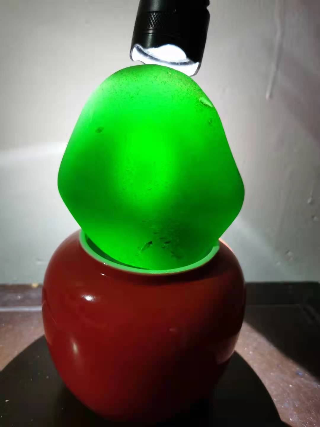 价值1亿的钻石陨石夜明珠,天然陨石绿色夜明珠价格