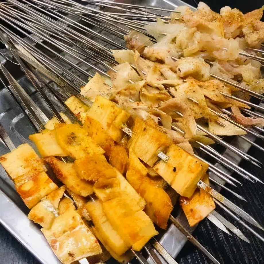 沈阳人有多爱吃鸡架,沈阳人为什么喜欢吃鸡架