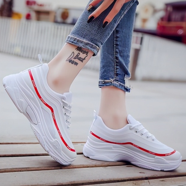 麂皮休闲鞋怎样洗才比较干净,麂皮小白鞋清洗小妙招