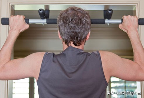 值得学习的健身房锻炼动作,宅家无器械训练视频