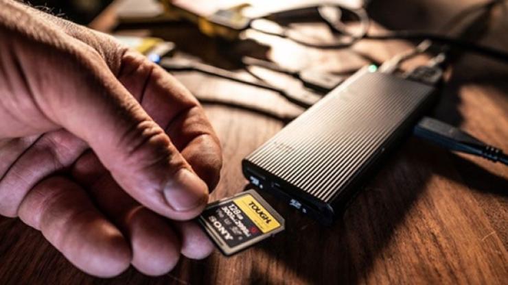 索尼typeb卡,索尼typea和sd卡哪个好