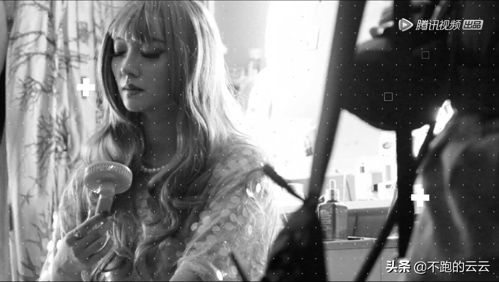 魔镜啊魔镜谁是世界最美的人,魔镜啊魔镜谁最美