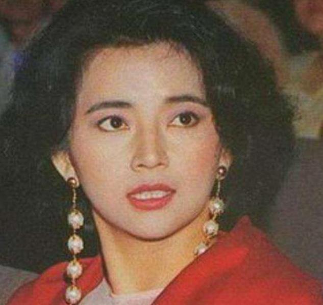 她是霸王花知乎全文,她是霸王花