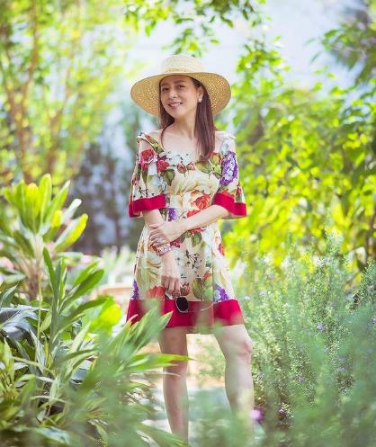 华裔美女神似西拉米，泰王几次示好碰一鼻子灰，富婆老公比玛哈帅