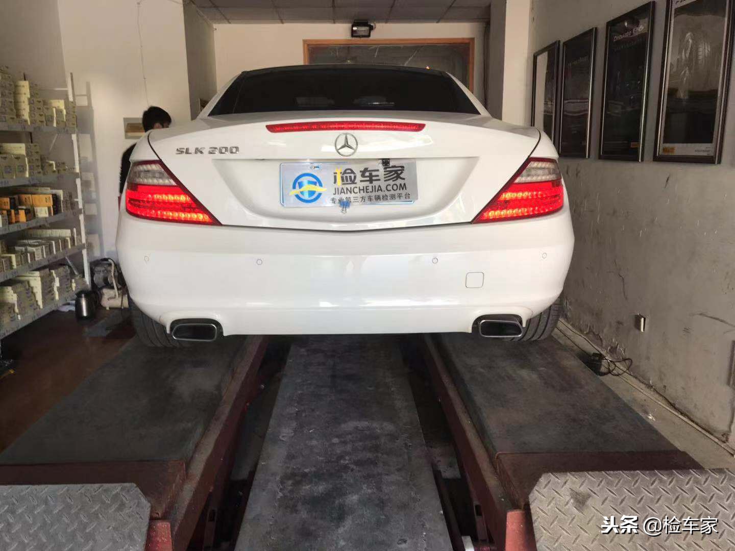 不到10万块钱的奔驰slk,2012年的奔驰slk200值多少钱