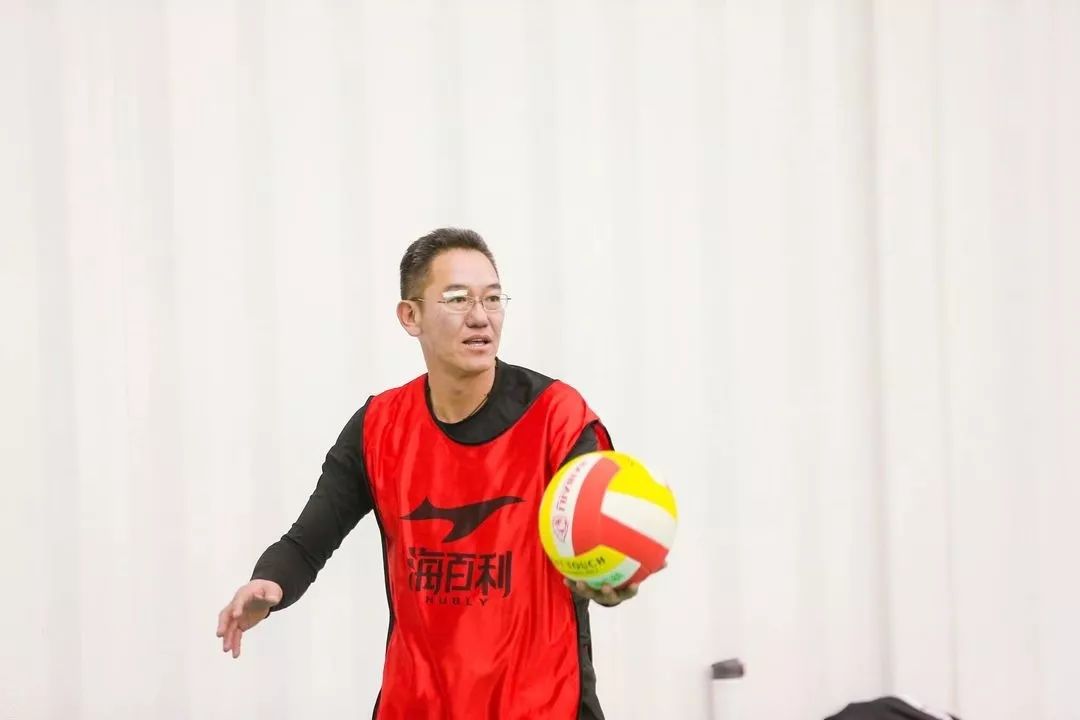 打拳的体育老师,打拳体育老师