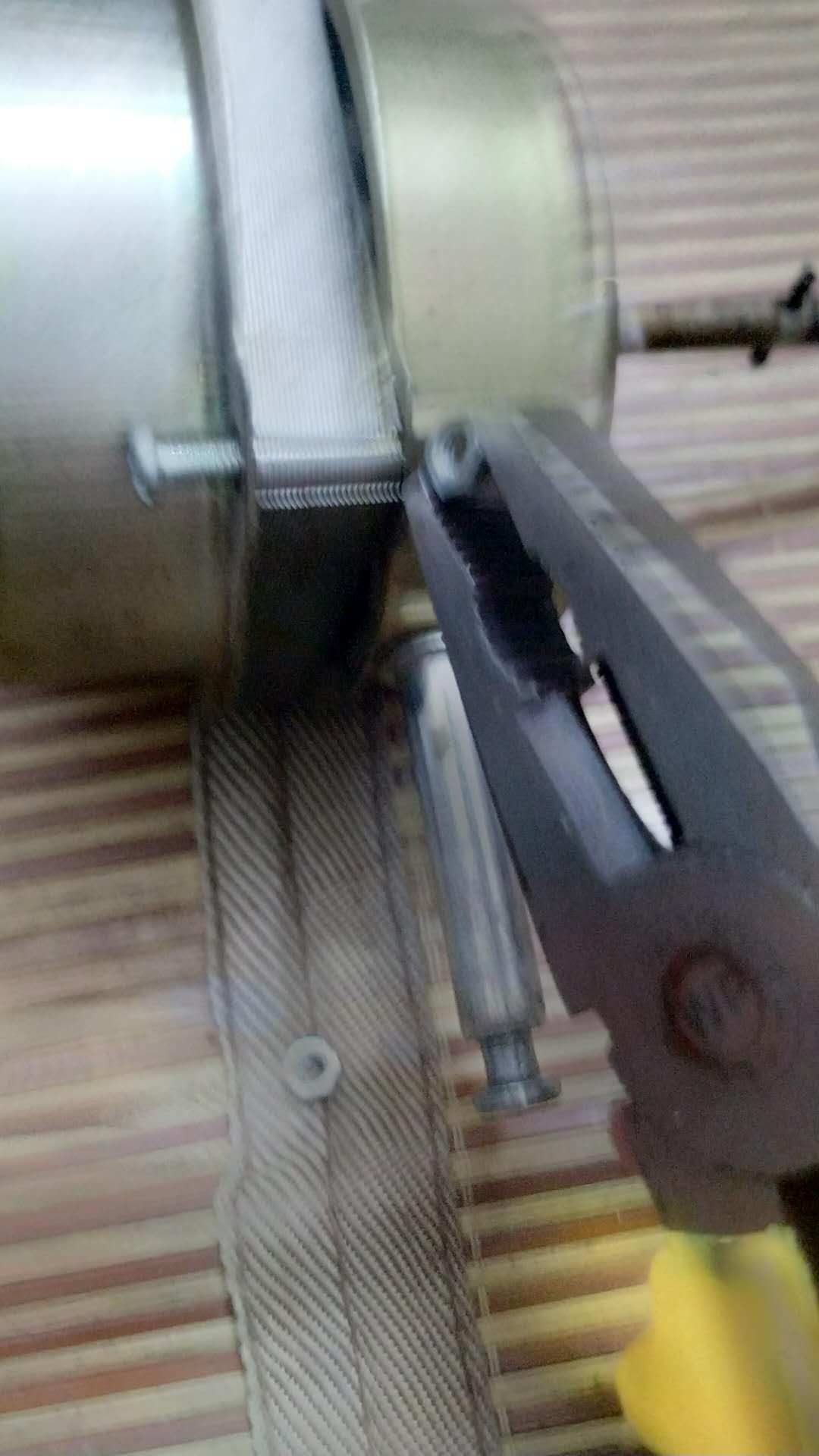 捡到了一个旧风扇,在外面捡到一个电动小风扇