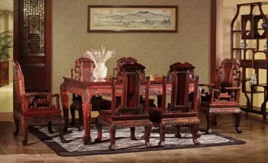 红木餐桌如何选专家来支招,市面上常见的红木餐桌有哪些
