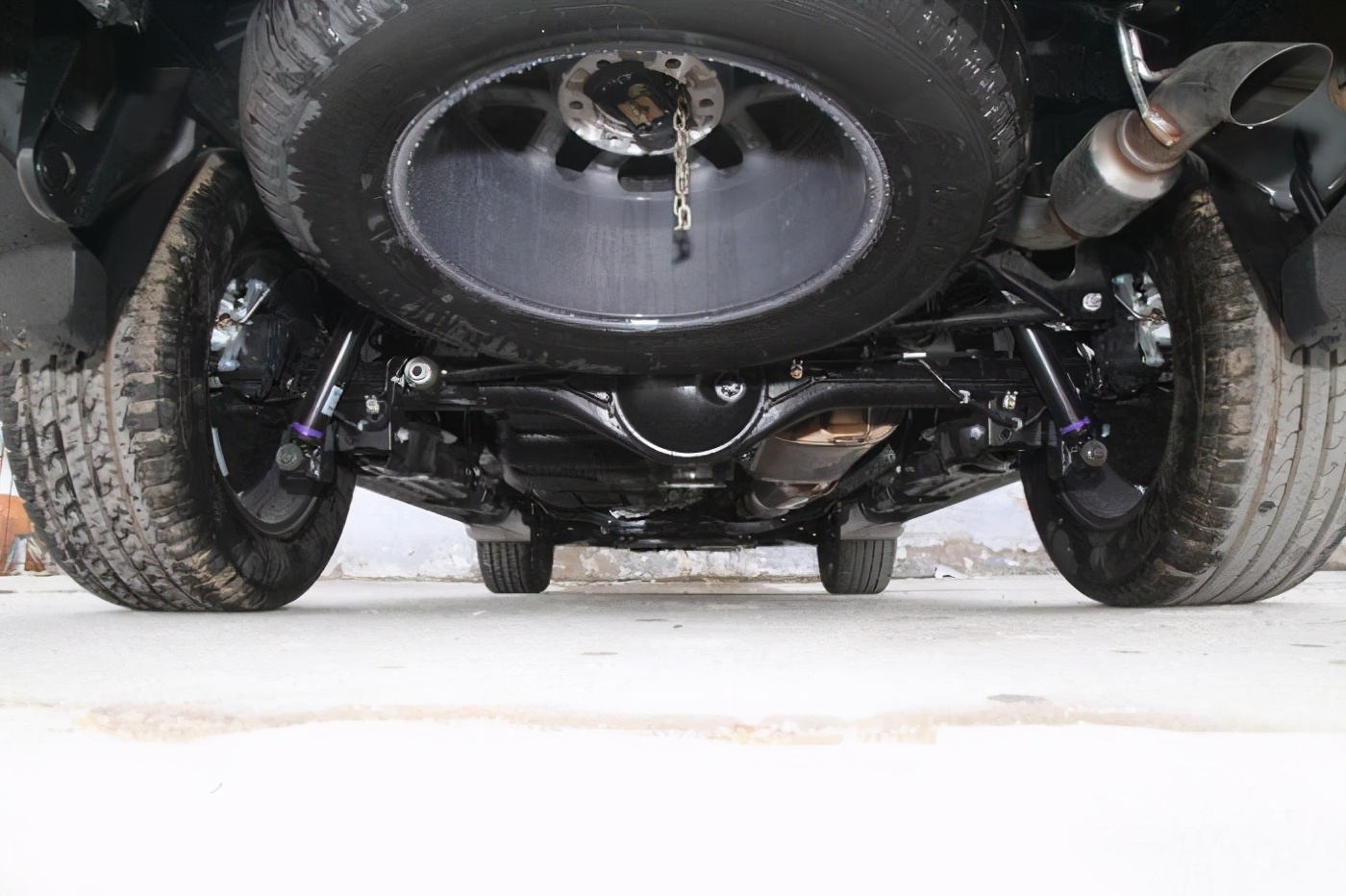 福特2.0t8at,江铃驭胜s350发动机是福特同款吗