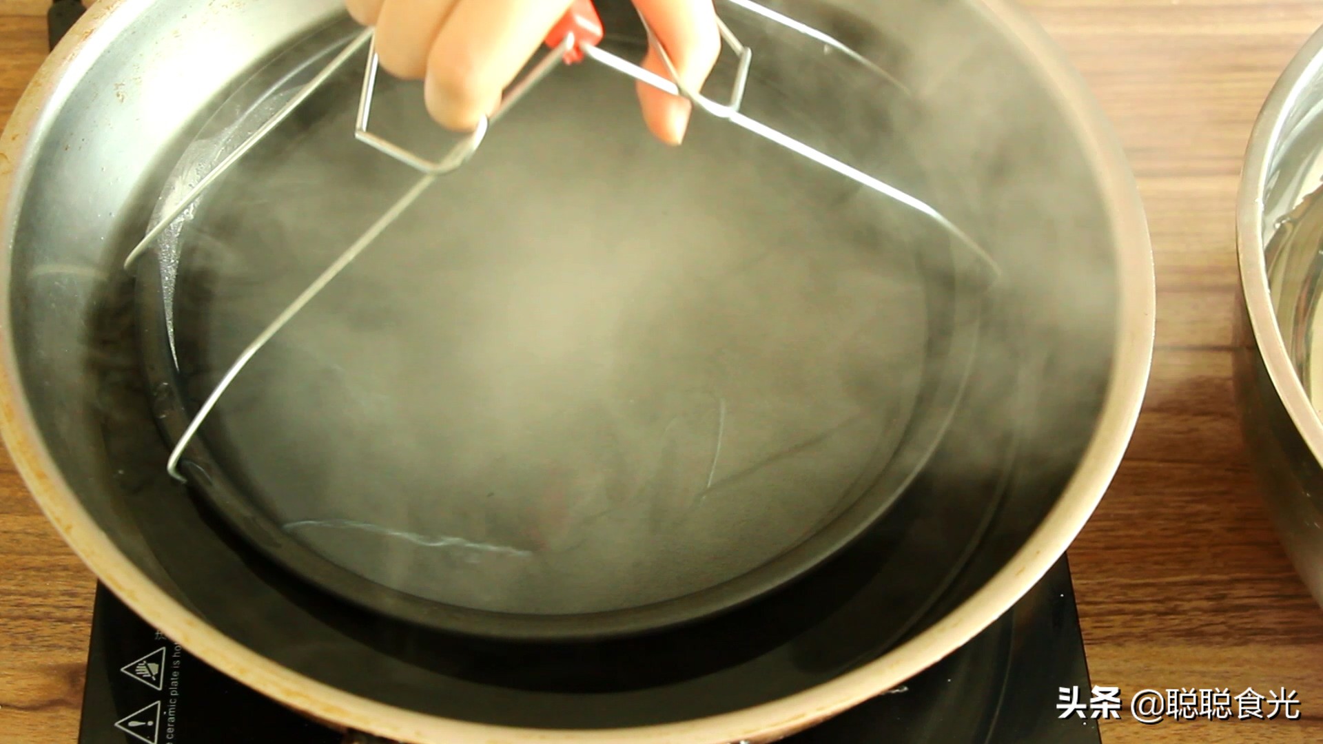 自制东北大拉皮正宗的做法,用淀粉做东北大拉皮的制作视频