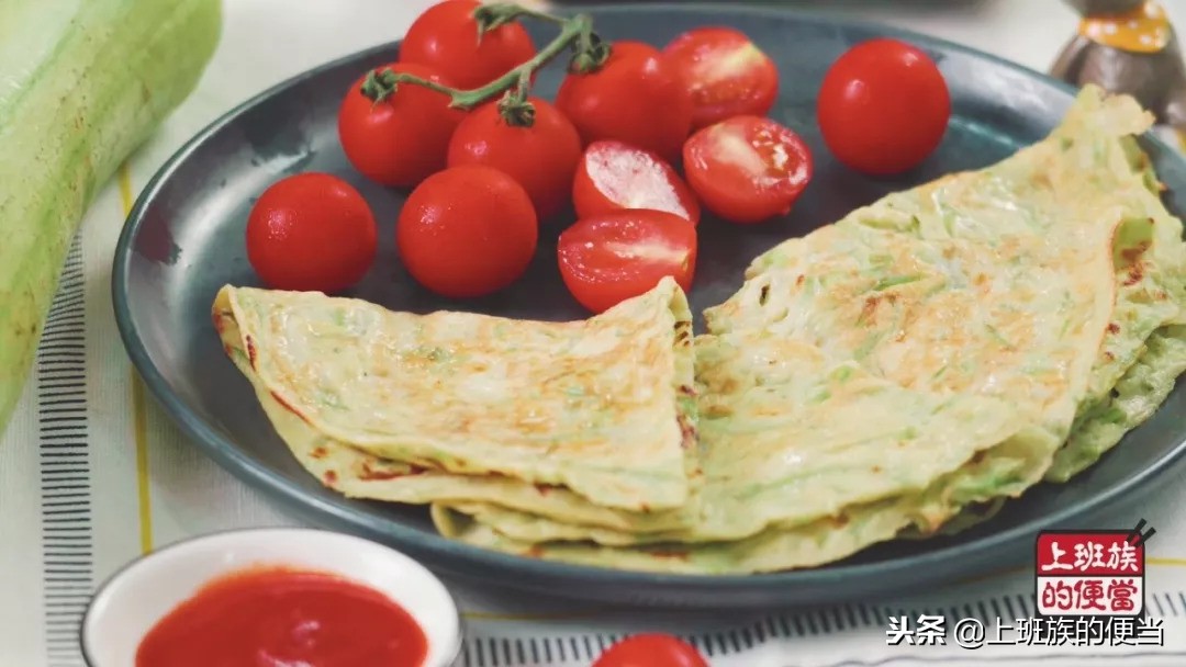 煎饼如何做好吃不腥,不用揉面的韭菜鸡蛋煎饼