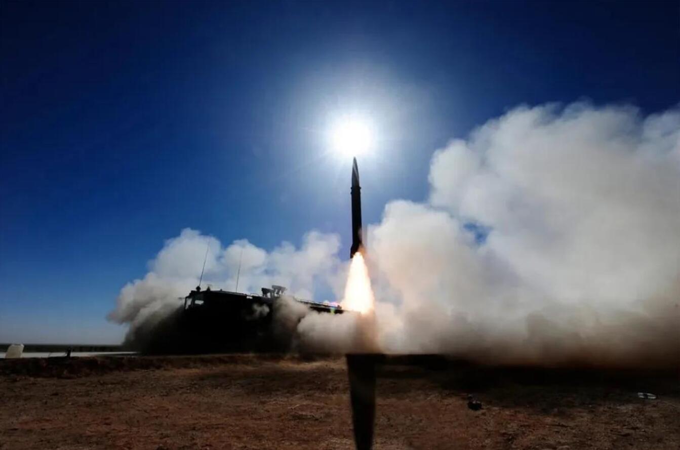 中国与俄罗斯的核武差距,美俄核武实力对比