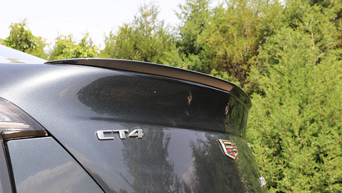 凯迪拉克CT4试驾评测,凯迪拉克ct4和ats空间对比