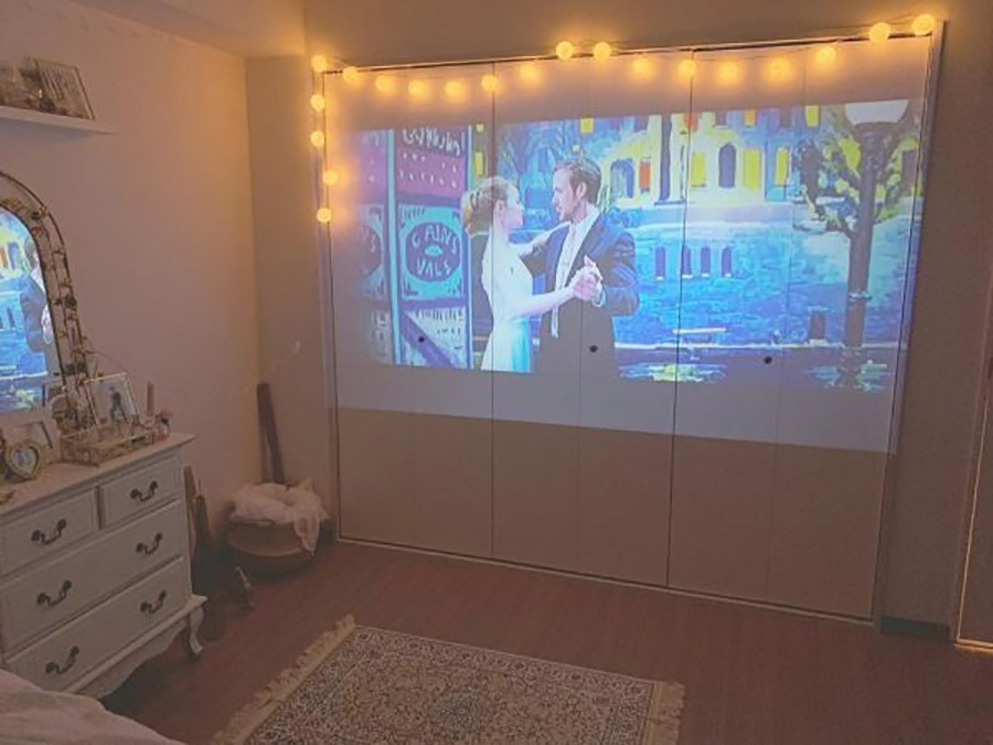 主妇家居的布置,小户型客厅适合台灯落地灯装法