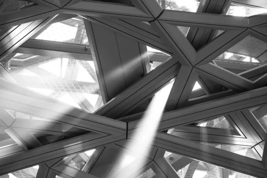 全球唯一8星酒店,黄金盖的清真寺,阿布扎比竟如此低调