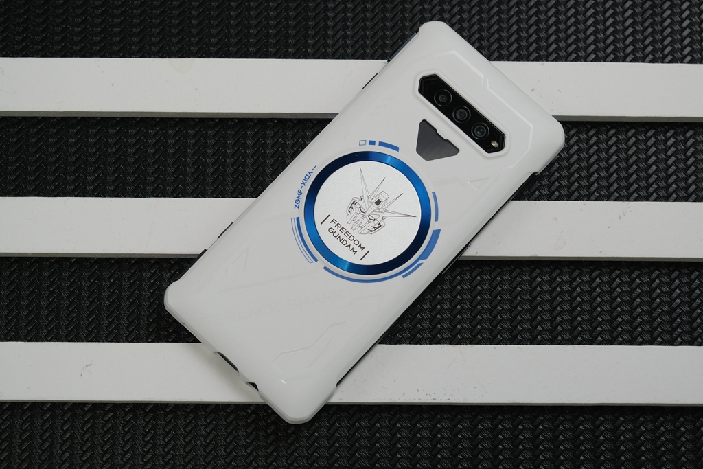 黑鲨4s4800万像素,黑鲨手机4s跑分