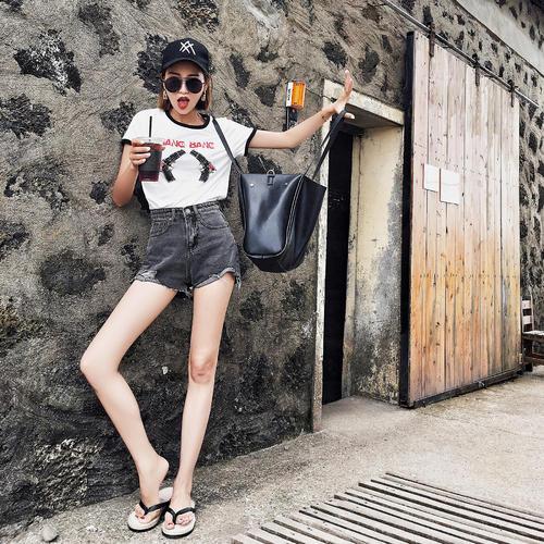 破洞牛仔裤肥大怎么改瘦,破洞牛仔裤怎样把洞缝起来