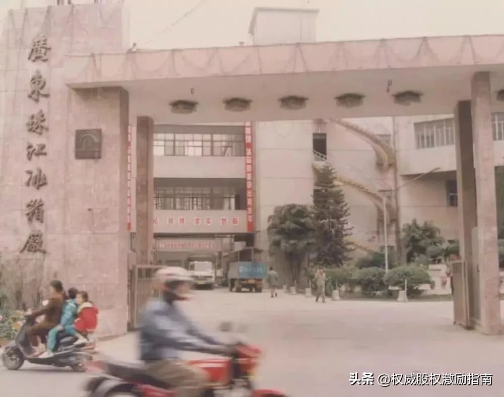 美的、安踏、格兰仕、雅戈尔、福耀玻璃....原来都源于乡镇企业