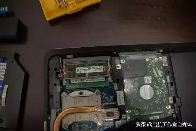 thinkpade430c没有光驱如何加固态,戴尔inspiron14r-5421光驱换固态