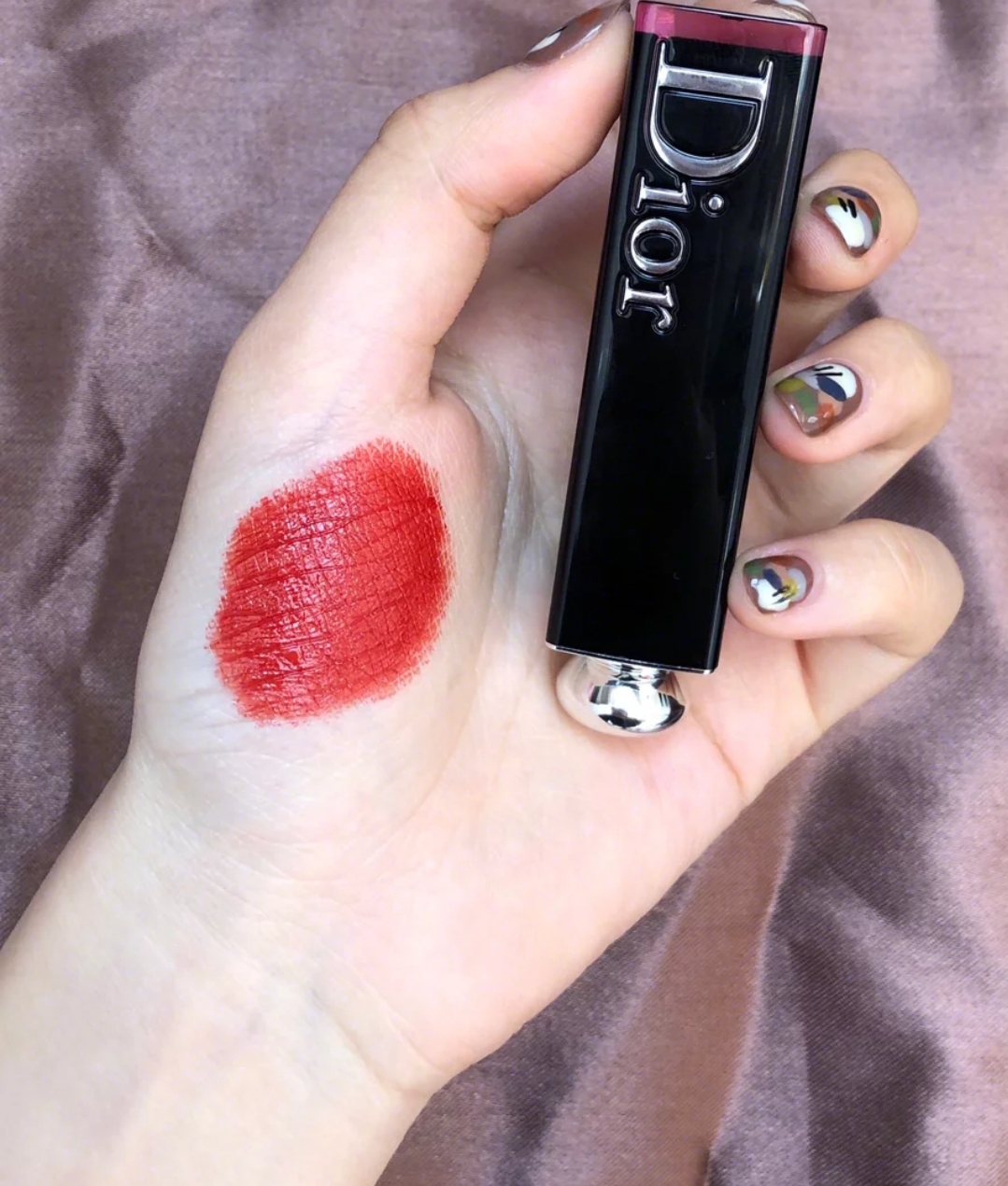 迪奥999和mac316口红差距大吗,迪奥最值得买的5个包包