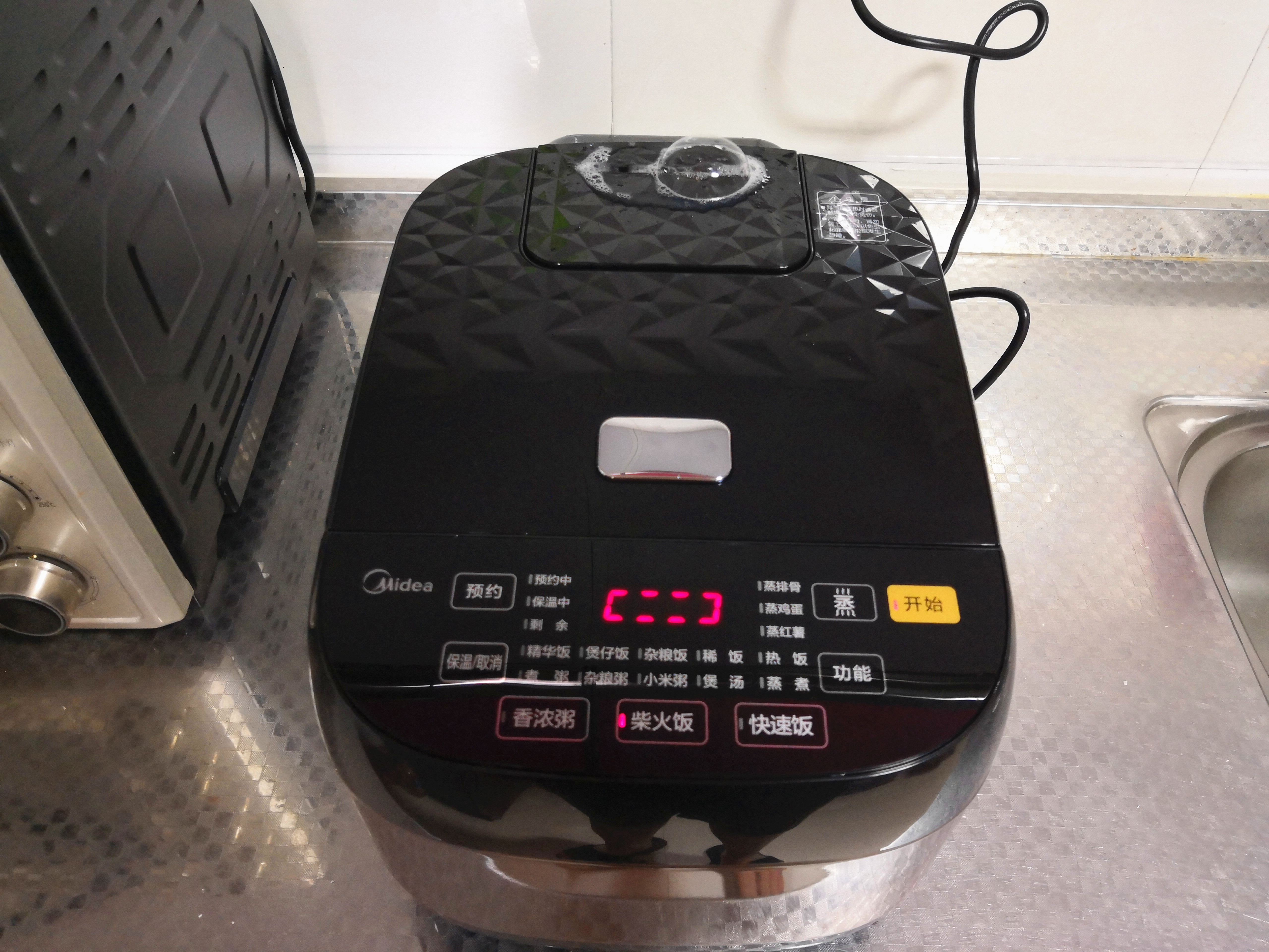 美的电饭锅旧式,旧款美的电饭锅