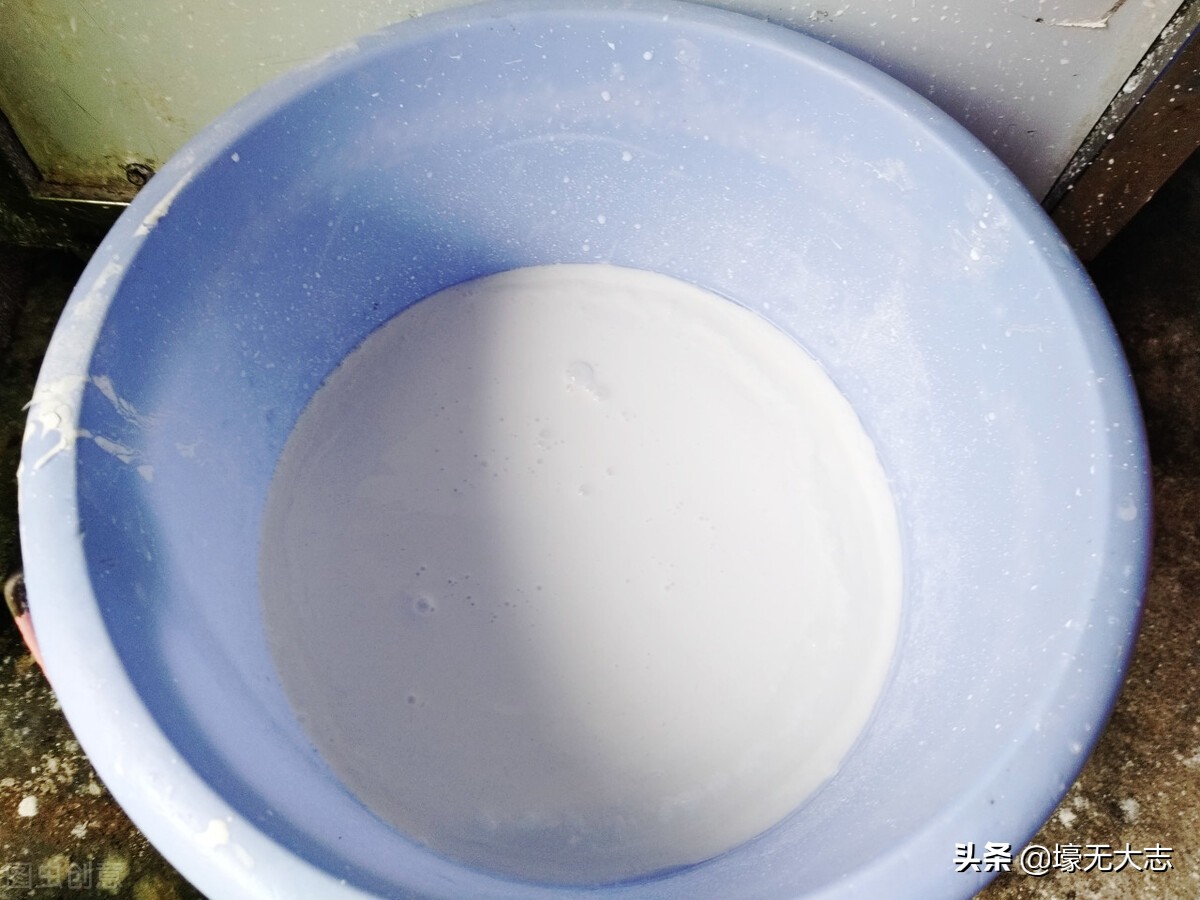 广州地道老字号小吃粥,广州花都特色烧骨粥