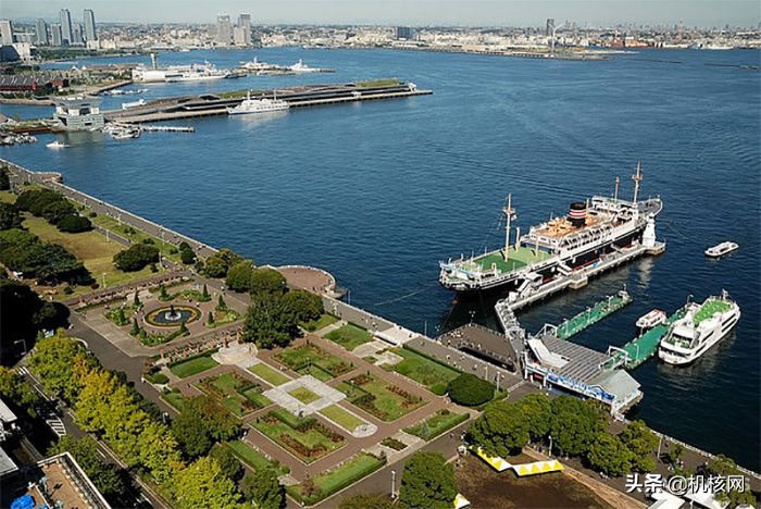 游戏中场景还原,人中之龙7横滨迷宫刷经验