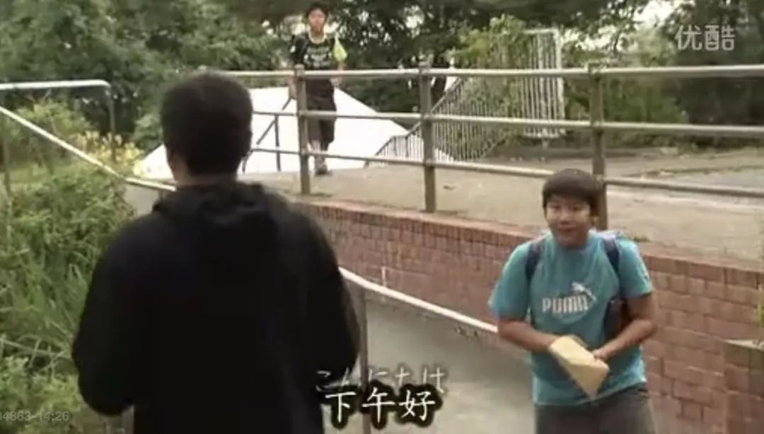 4元吃一天，50元解决*生活性**，这些等死的年轻人究竟怎么了？