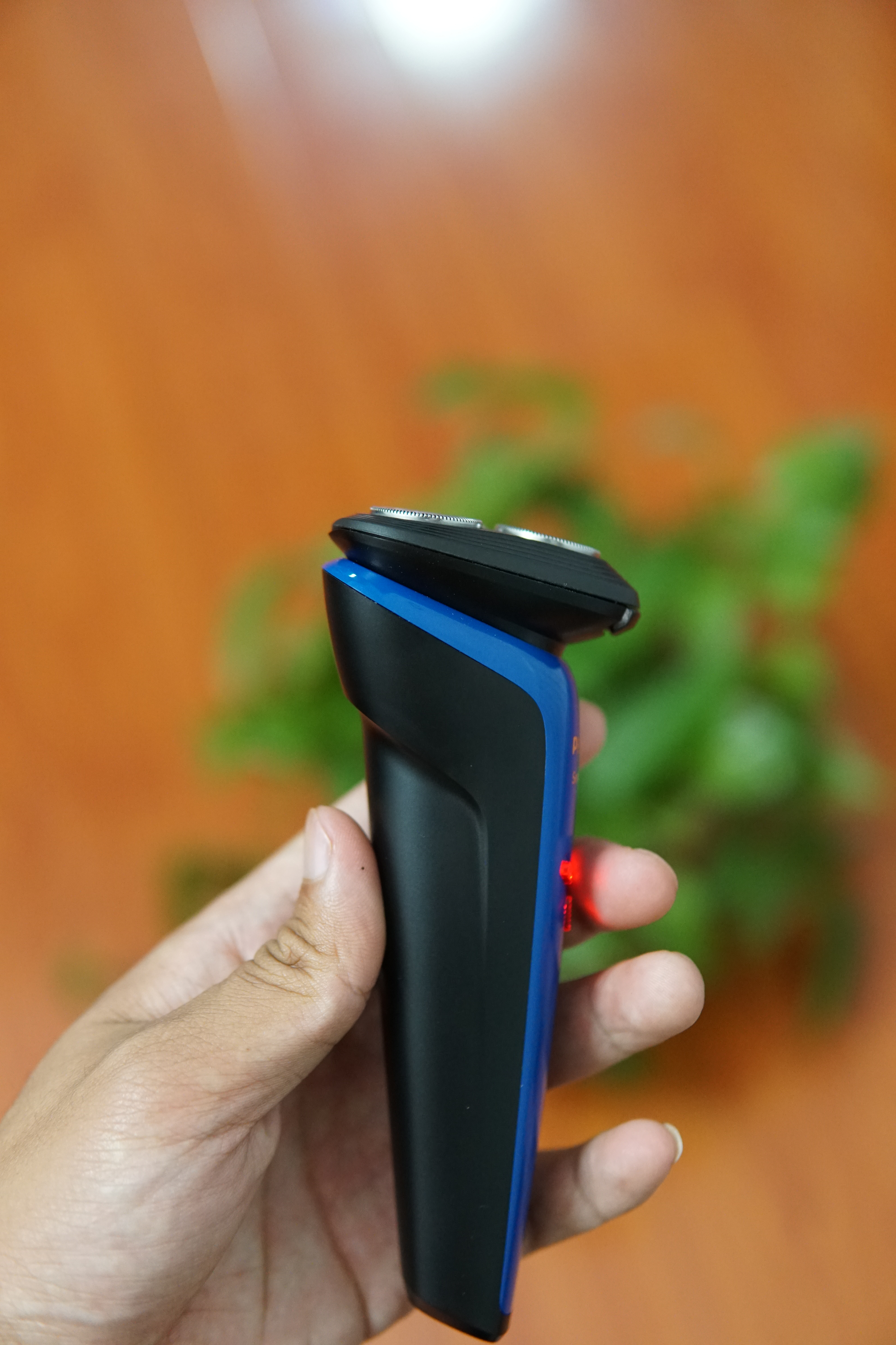 东京飞利浦小旋风剃须刀,飞利浦剃须刀清洗水