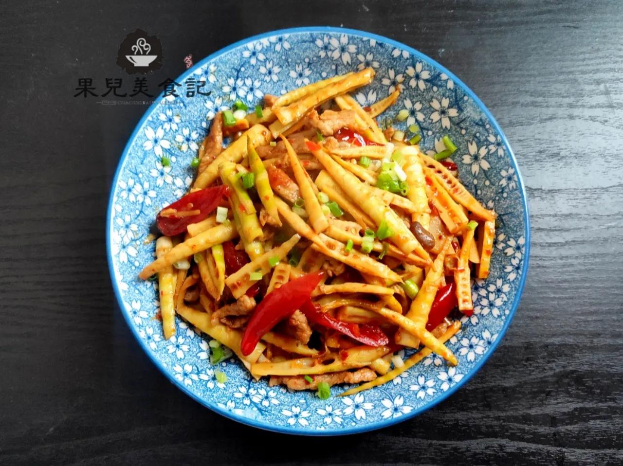 新鲜的竹笋又嫩又脆超级无敌好吃,冬竹笋怎么买又嫩又好吃