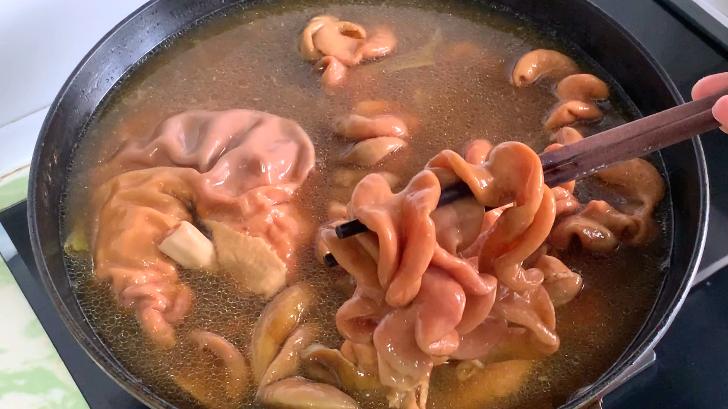 清洗猪大肠可加醋吗,清洗猪大肠加明矾好不好