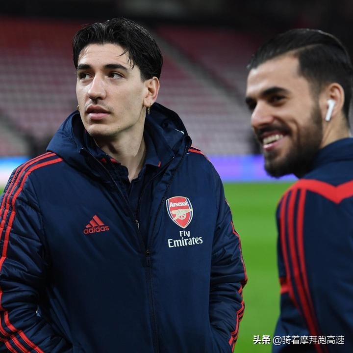 球场的战士,球场上的战士