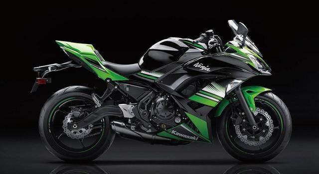 川崎ninja400对比650哪个好,川崎ninja400和川崎650对比