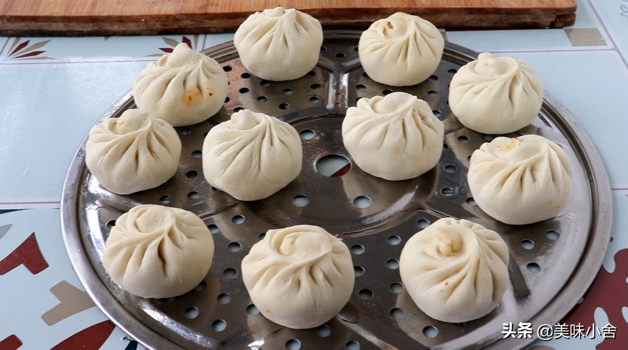 蒸包子如何使包子不塌陷,手把手教你蒸包子全过程