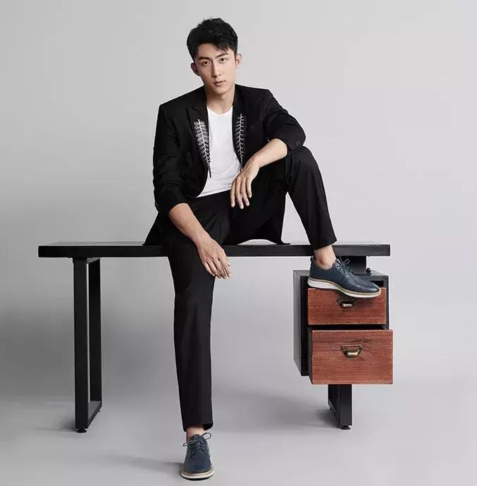 什么牌子的男鞋比较好看又舒服,哪个牌子的男鞋好看又耐穿