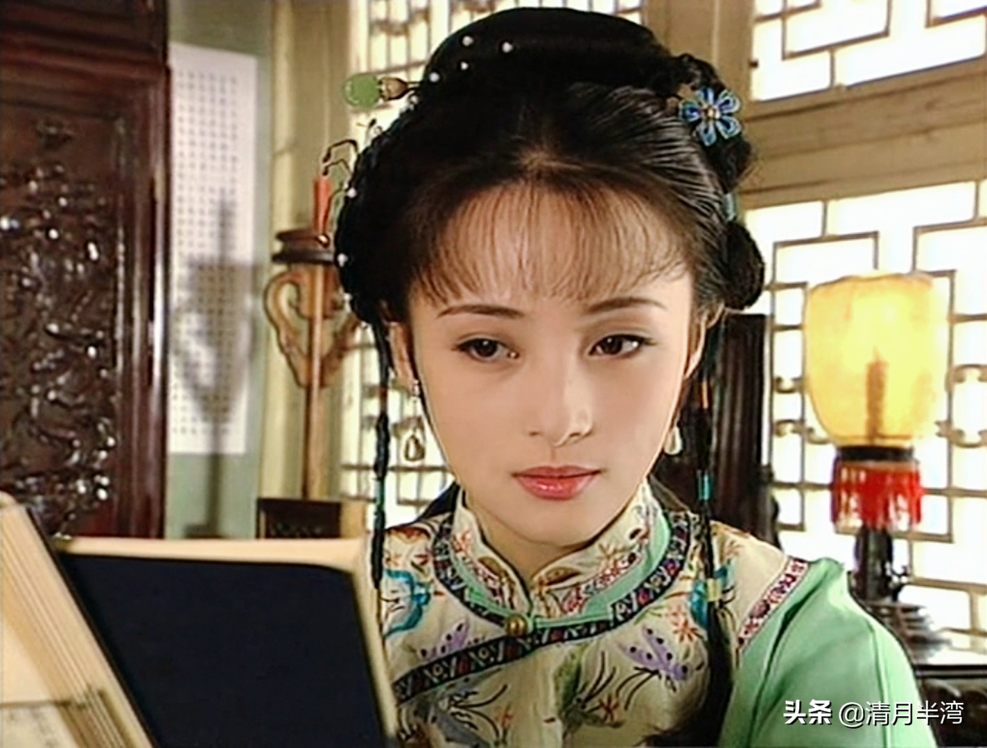 古装大家闺秀穿着打扮,温柔的大家闺秀古装造型女明星