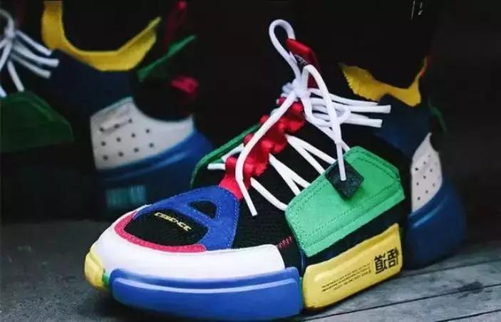 巴黎世家鞋子国潮,巴黎世家老爹鞋国潮