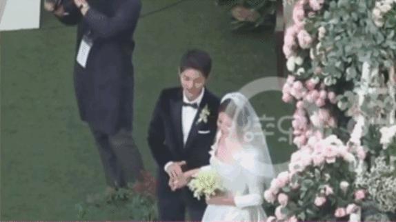 宋慧乔宋仲基离婚主因成谜,宋慧乔宋仲基离婚后同台谈缺点