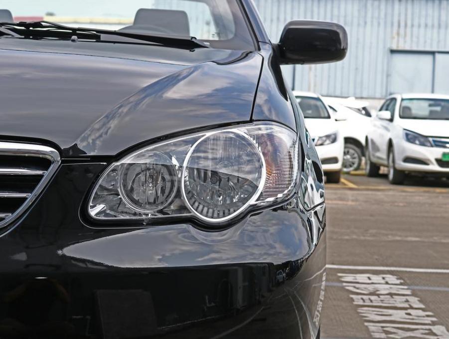 比亚迪f3自动挡二手车,比亚迪f3测评经济实惠油耗低