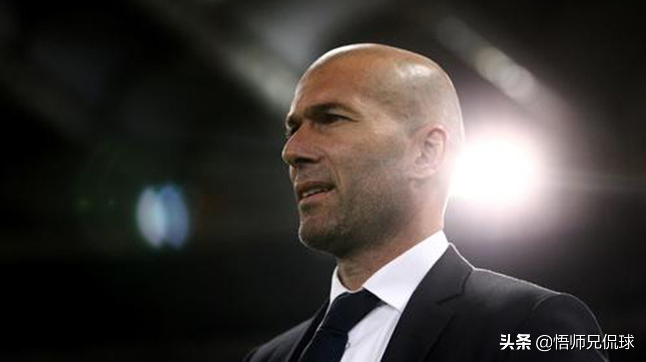 *裤内**都被扯出来了！心疼梅西，贝尔进球被吹！皇马追平耻辱纪录