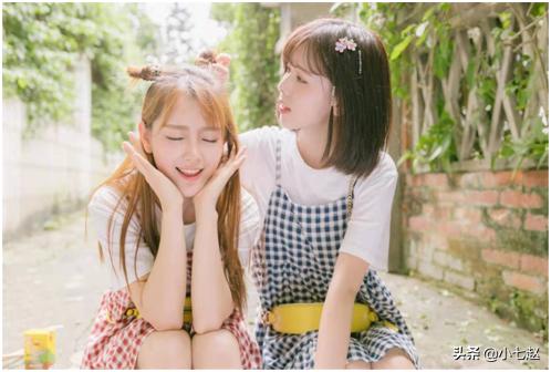 范玮琪心机小动作,真假闺蜜范玮琪