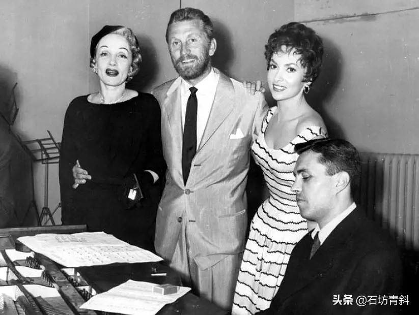 意大利传奇女神吉娜·劳洛勃丽吉达多才多艺姐弟恋相差34岁