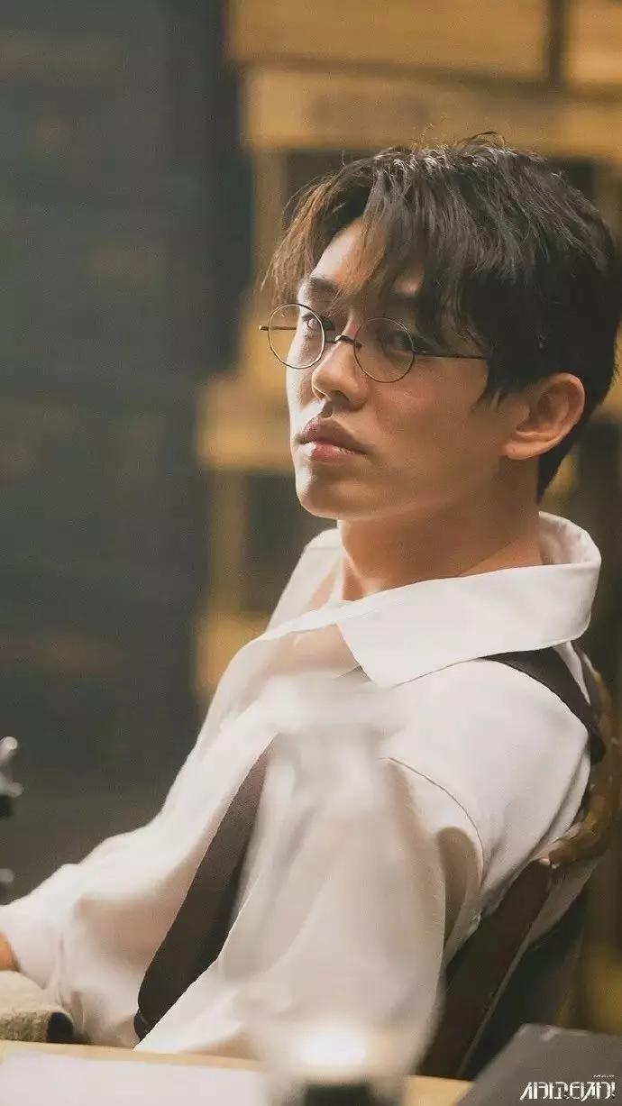 他是燃烧的戏疯子,更是进击戛纳的男神